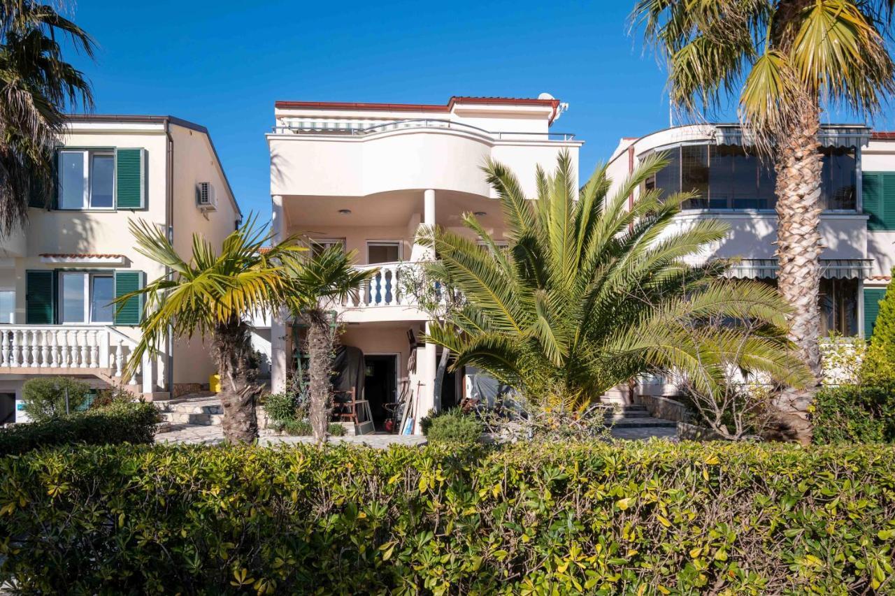 Apartments Malic Petrcane Luaran gambar